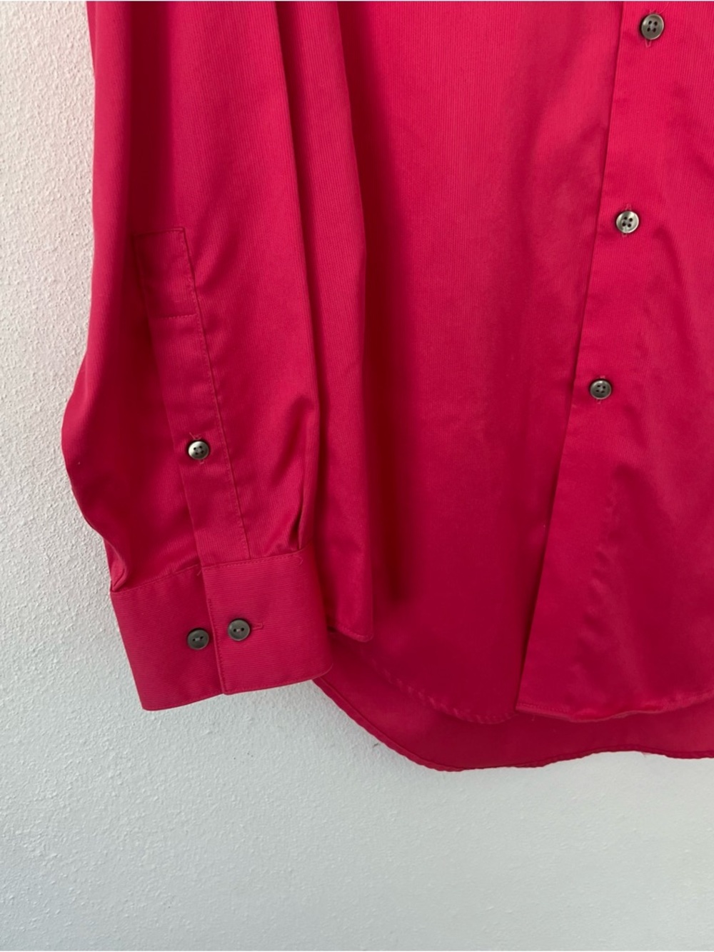 Calvin Klein Men Slim Fit Button-Up Shirt Bright Pink Non-iron Size 15.5 (32/33) - Picture 9 of 14